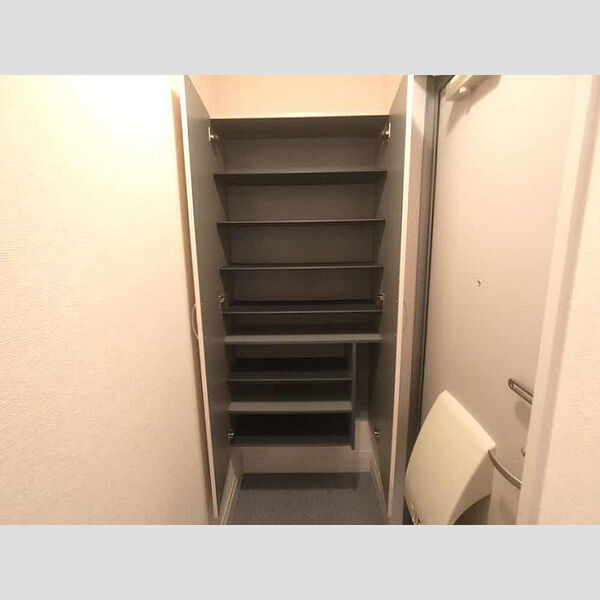 収納 (トールタイプミラー付きシューズボックス)