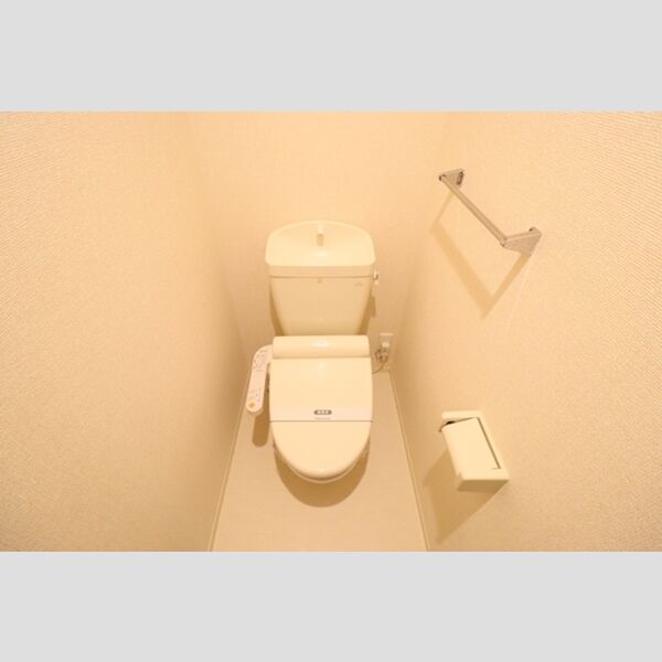 トイレ (温水洗浄暖房便座)