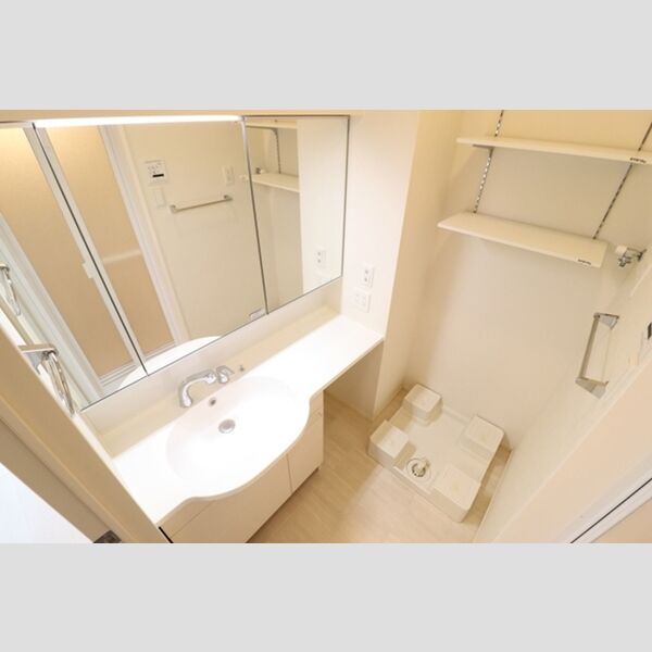 洗面所 (洗面室)