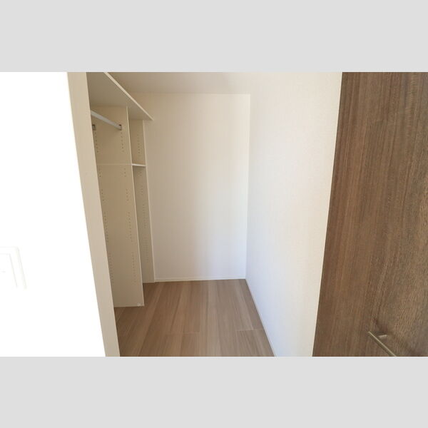 収納 (ウォークインクローゼット)