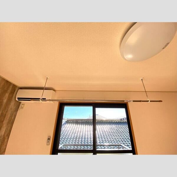 その他 (雨の日も安心室内物干し)