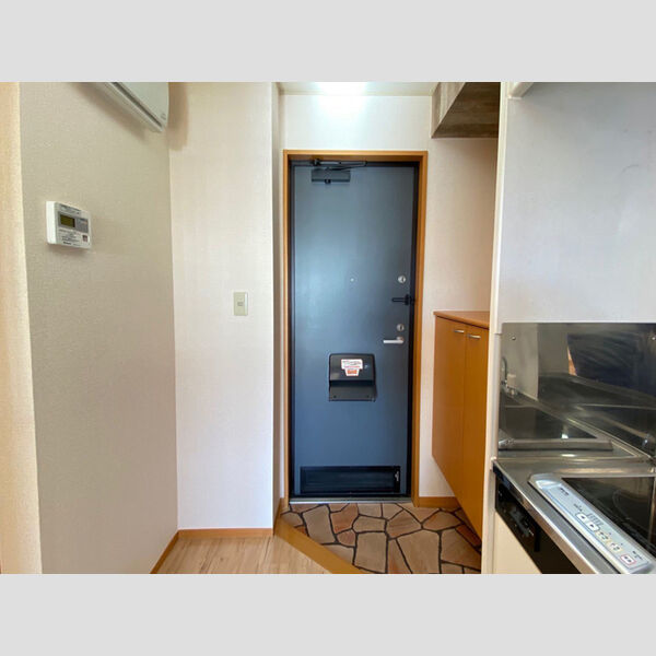 玄関 (玄関入り口)