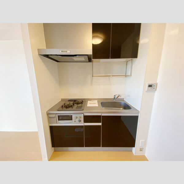 キッチン (2口コンロ付きシステムキッチンです。)