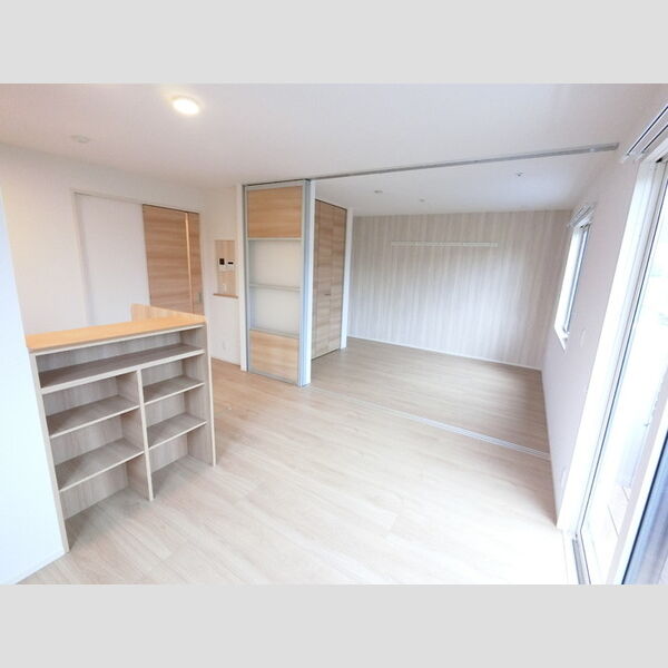 居室・リビング (LDK+洋室)