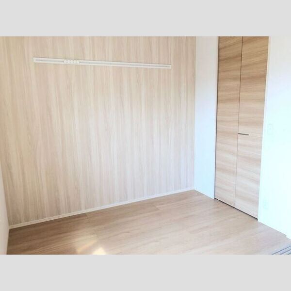 その他 (洋室)