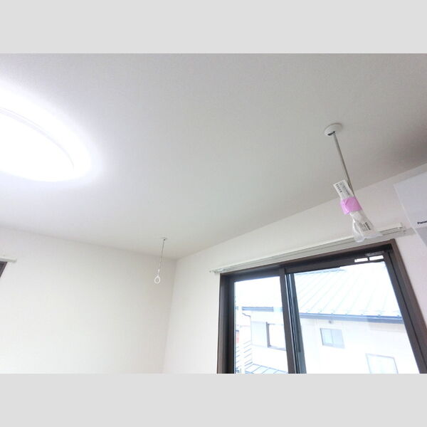 その他 (雨の日も安心室内物干し)