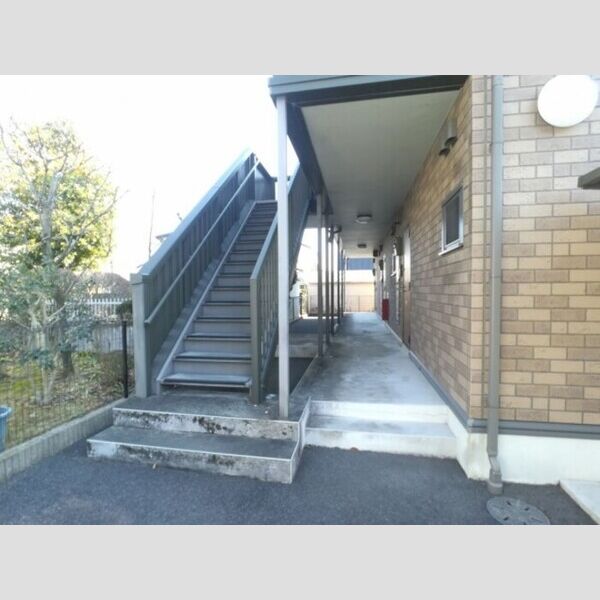 エントランス (エントランス)