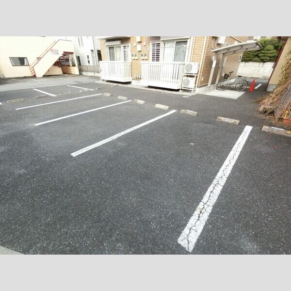 駐車場 (駐車場)