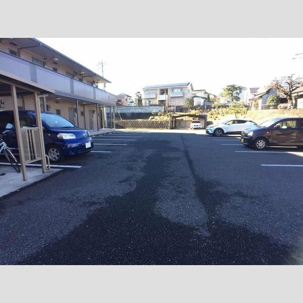 駐車場 (駐車場)