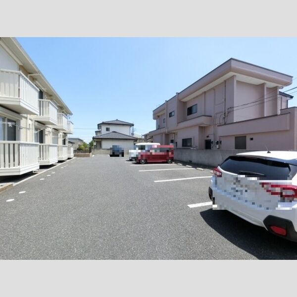 駐車場 (駐車場)