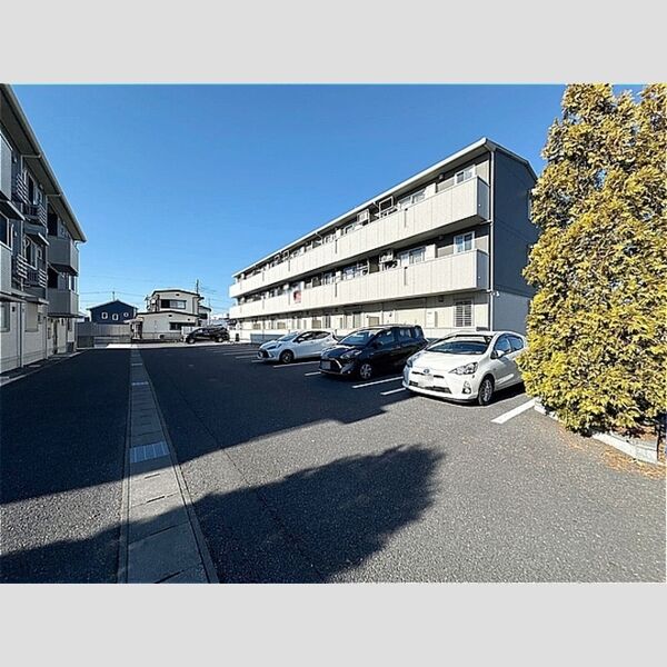 駐車場 (駐車場)
