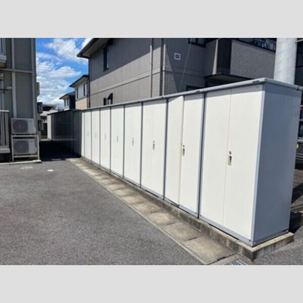 現地周辺 (外部物置)