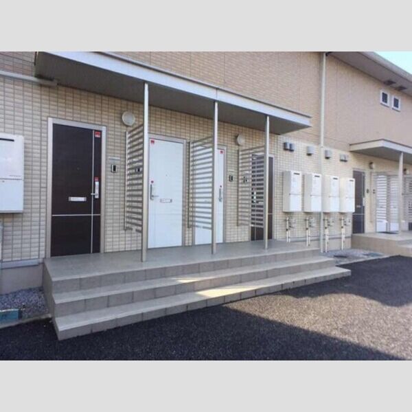 エントランス (エントランス)