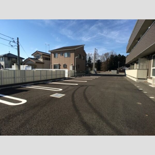 駐車場 (駐車場)