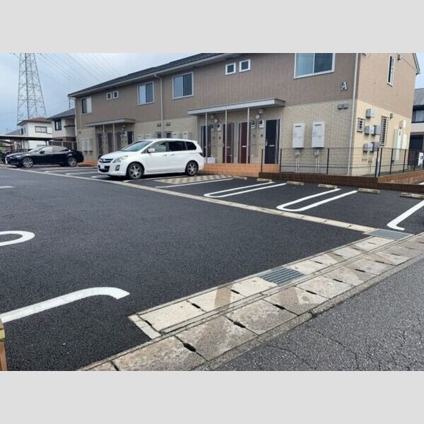 駐車場 (駐車場)
