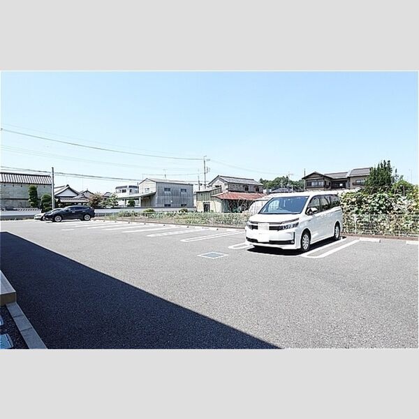 駐車場 (駐車場)