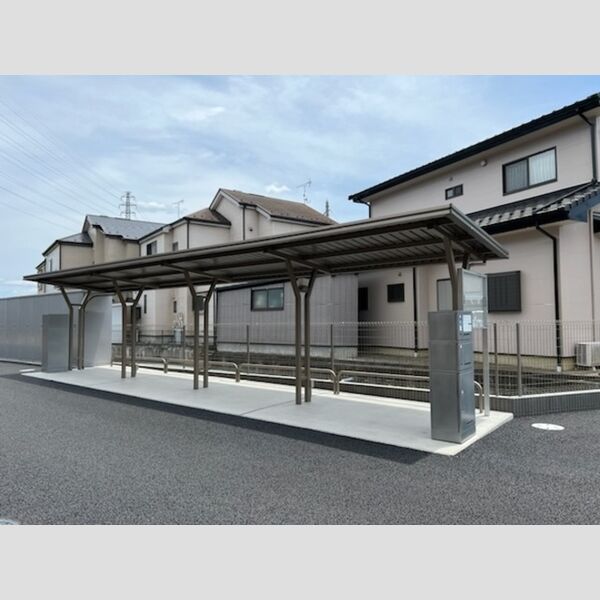 現地周辺 (駐輪場(宅配ボックス有り))