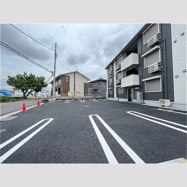 駐車場 (北側駐車場)