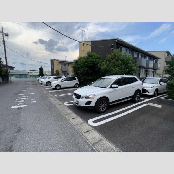 駐車場 (駐車場)