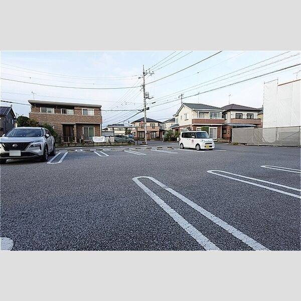 駐車場 (駐車場)
