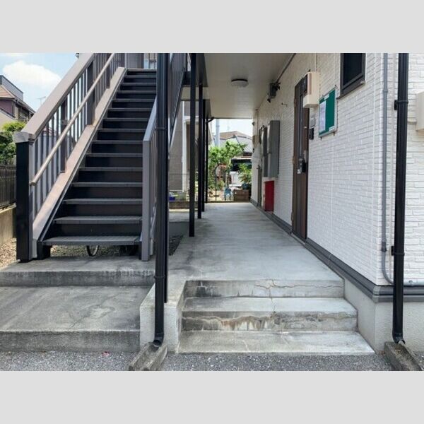 エントランス (共用廊下)