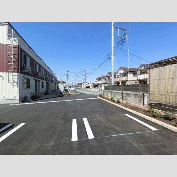 駐車場 (駐車場)