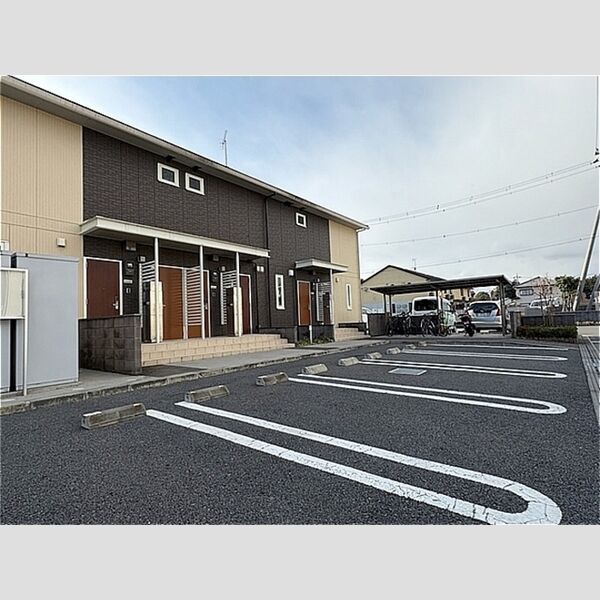 駐車場 (駐車場)