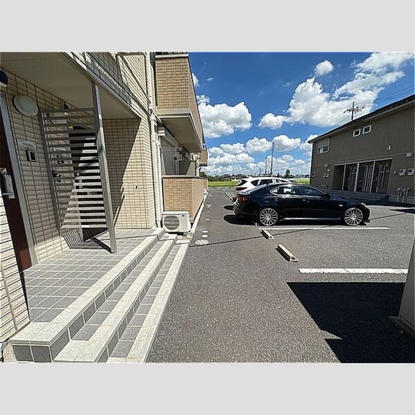 エントランス (エントランス)
