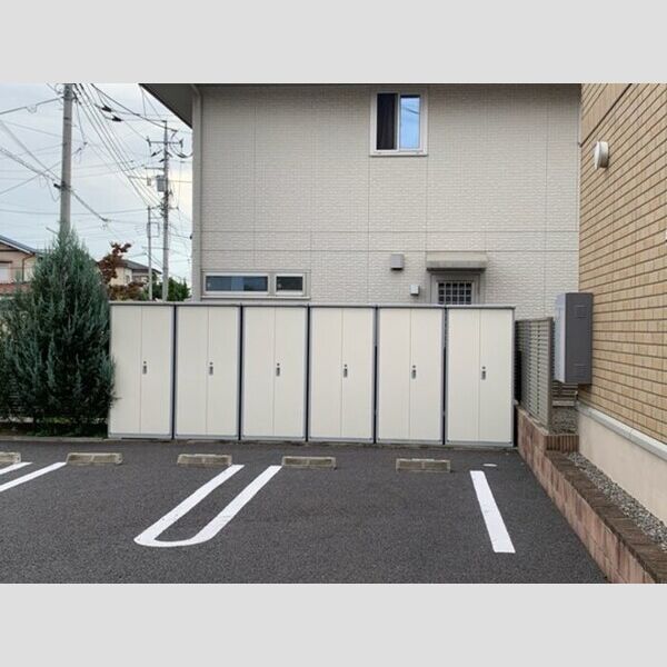 現地周辺 (外部物置)