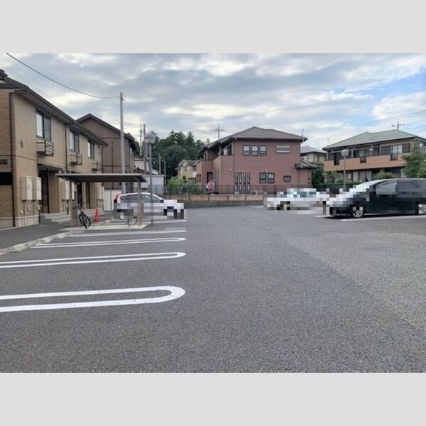 駐車場 (駐車場)