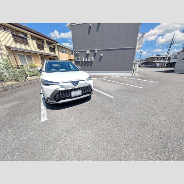 駐車場 (駐車場)