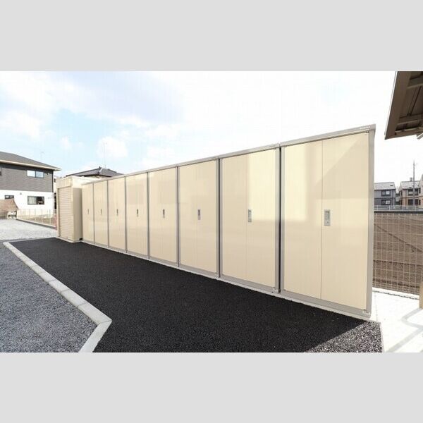 現地周辺 (外部物置)