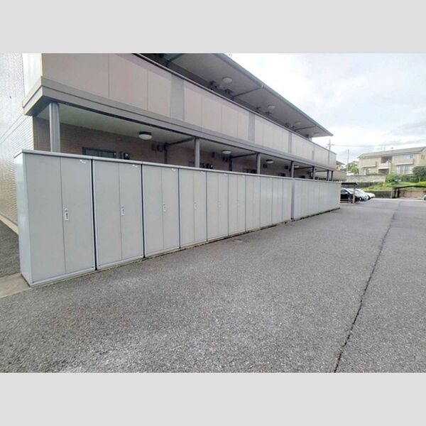 現地周辺 (外部物置)