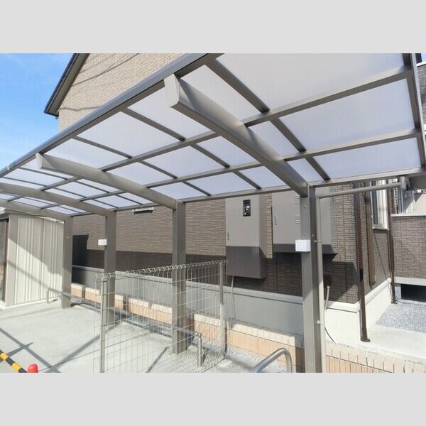 現地周辺 (駐輪場)