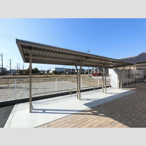 現地周辺 (駐輪場)