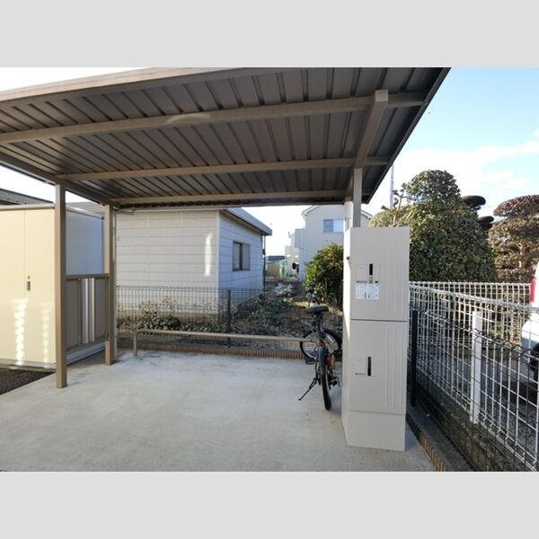 現地周辺 (駐輪場に宅配ボックス設置しました)