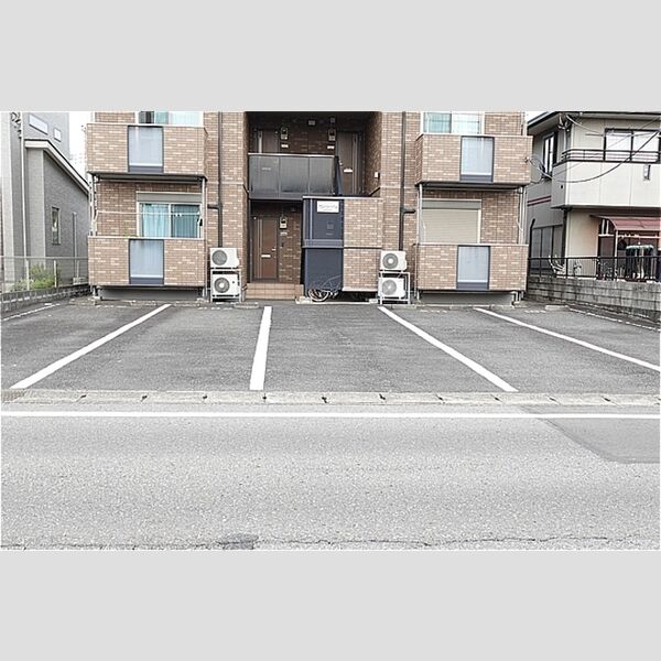 駐車場 (駐車場)