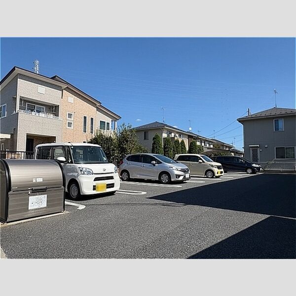 駐車場 (駐車場)