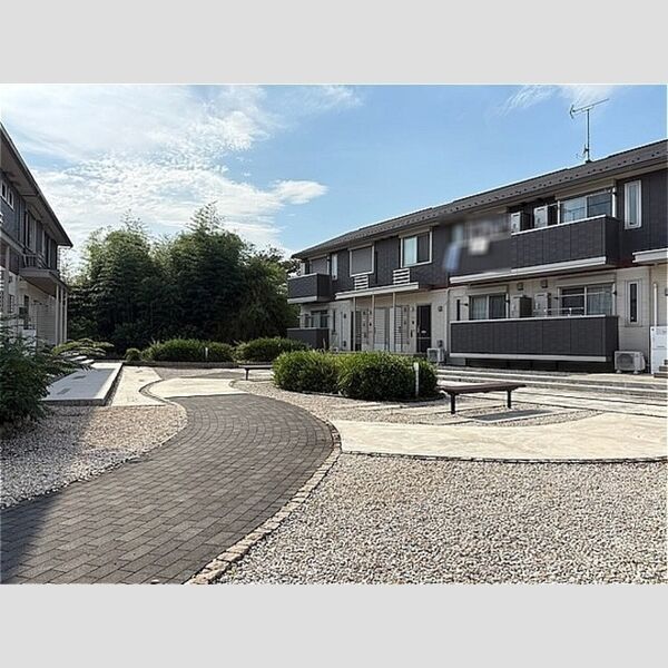 エントランス (エントランス)