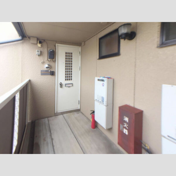 現地周辺 (玄関ドア)