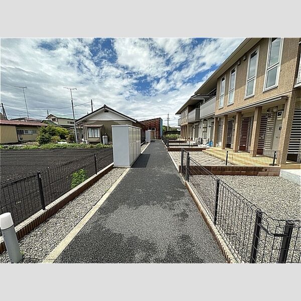 エントランス (エントランス)