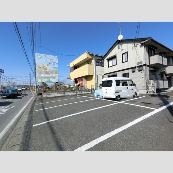 駐車場 (駐車場)