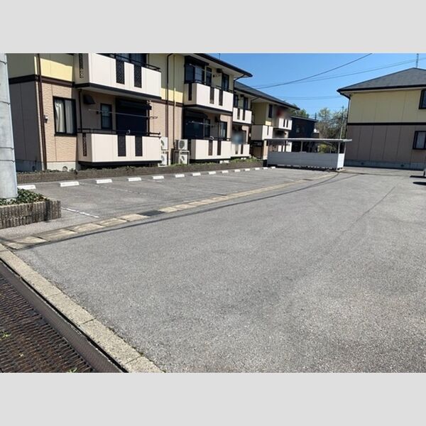 駐車場 (駐車場)