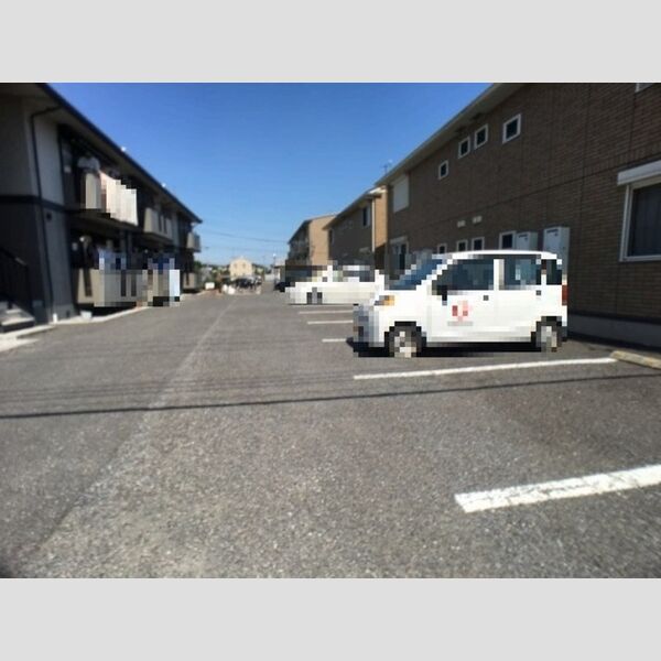 駐車場 (駐車場)