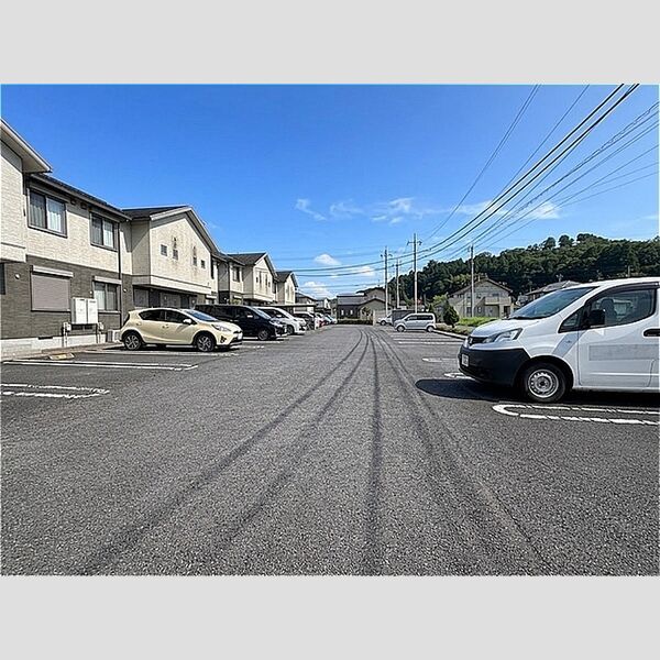 駐車場 (駐車場)