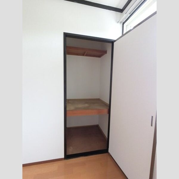 その他 (北洋室 収納物入)