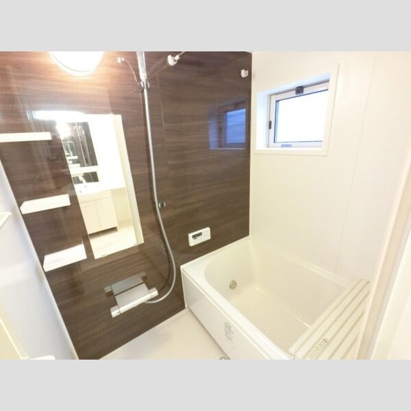 バス (換気暖房乾燥機付浴室)