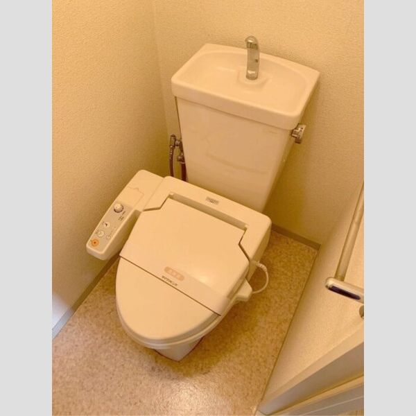 トイレ (温水洗浄暖房便座)