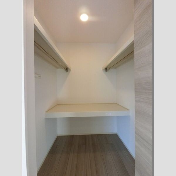 収納 (ウォークインクローゼット)