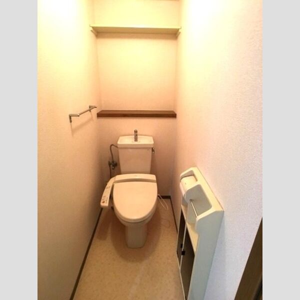 トイレ (温水洗浄暖房便座のトイレ)